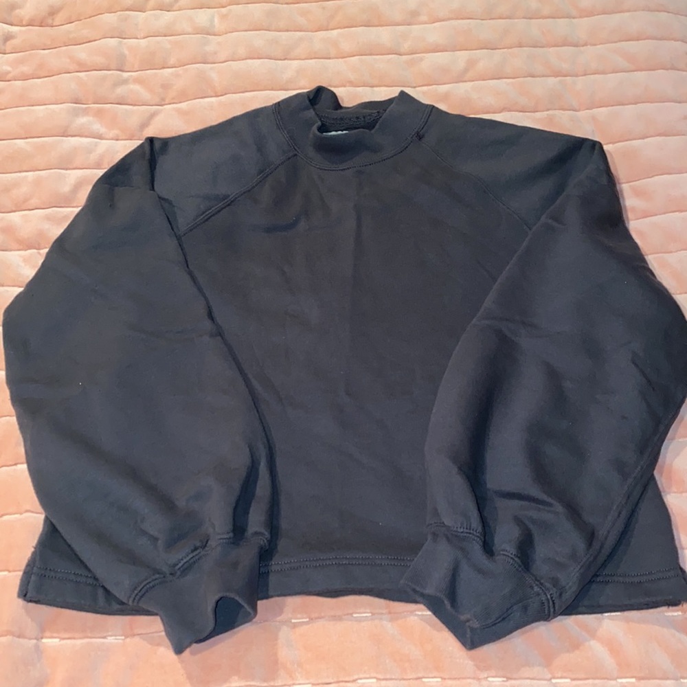 Abercrombie & Fitch sweater